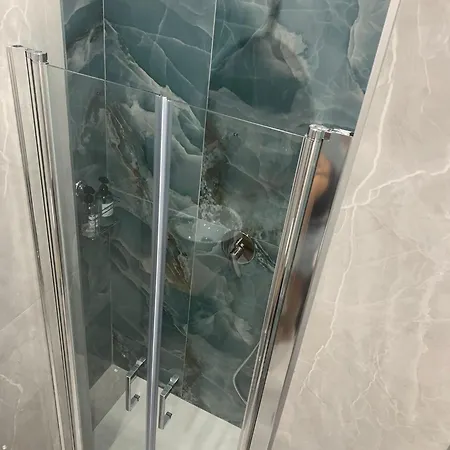 Miris Apartment Fast Comfortable Naples Airport Capodichino 25 Minutes Walk Self Check-In-3