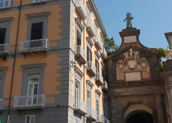 Piazza Dante 22