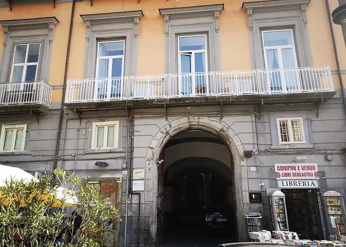 Piazza Dante 22